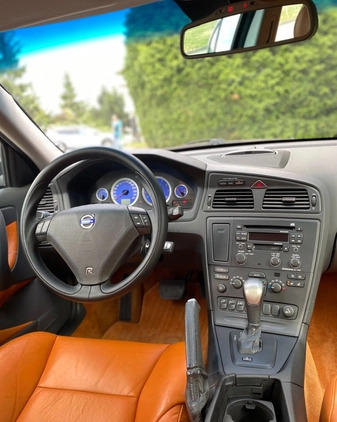 Volvo S60 cena 35600 przebieg: 236000, rok produkcji 2003 z Góra małe 106